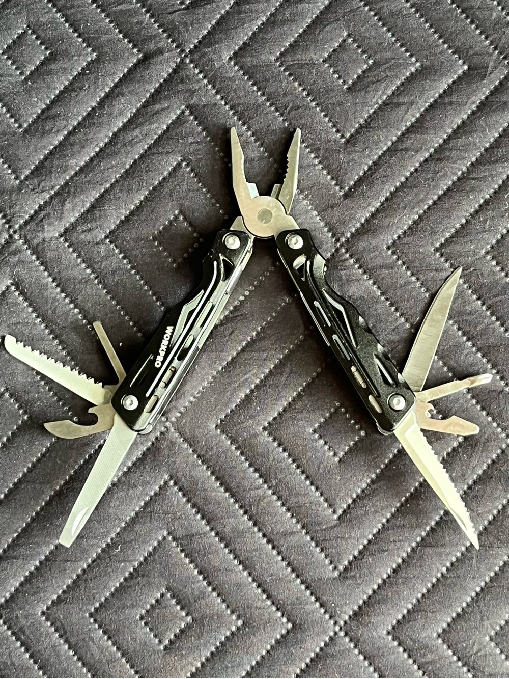 WorkPro 12 in 1 multi tool pliers new